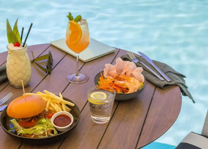 Peppers Beach Club