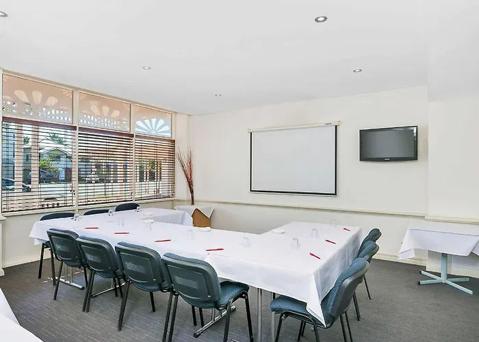 Mercure Cairns